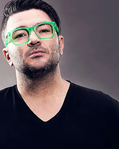 Wally Lopez, portrait